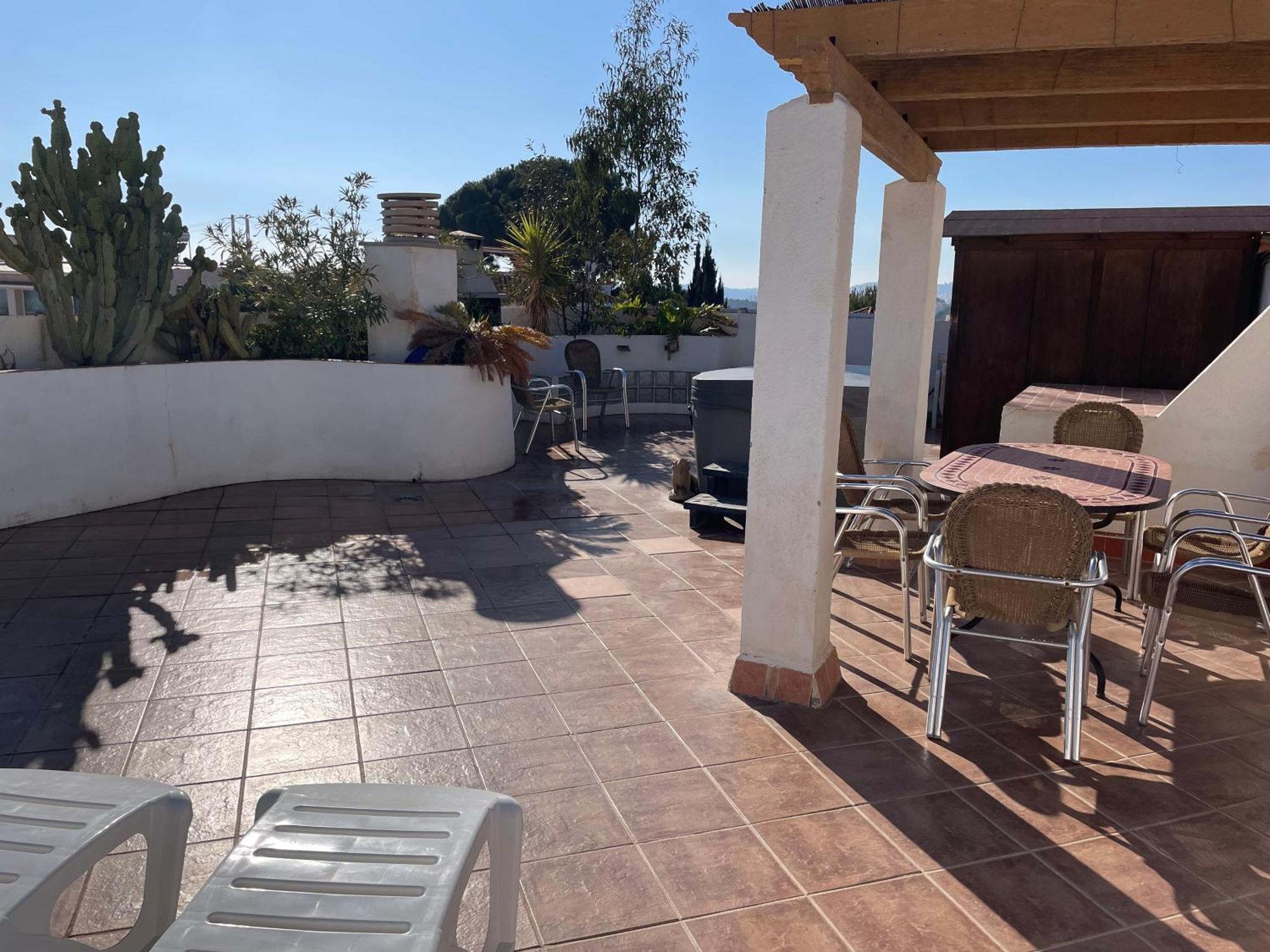 Penthouse With Private Roof Terrace And Jacuzzi Appartement Fuengirola Buitenkant foto